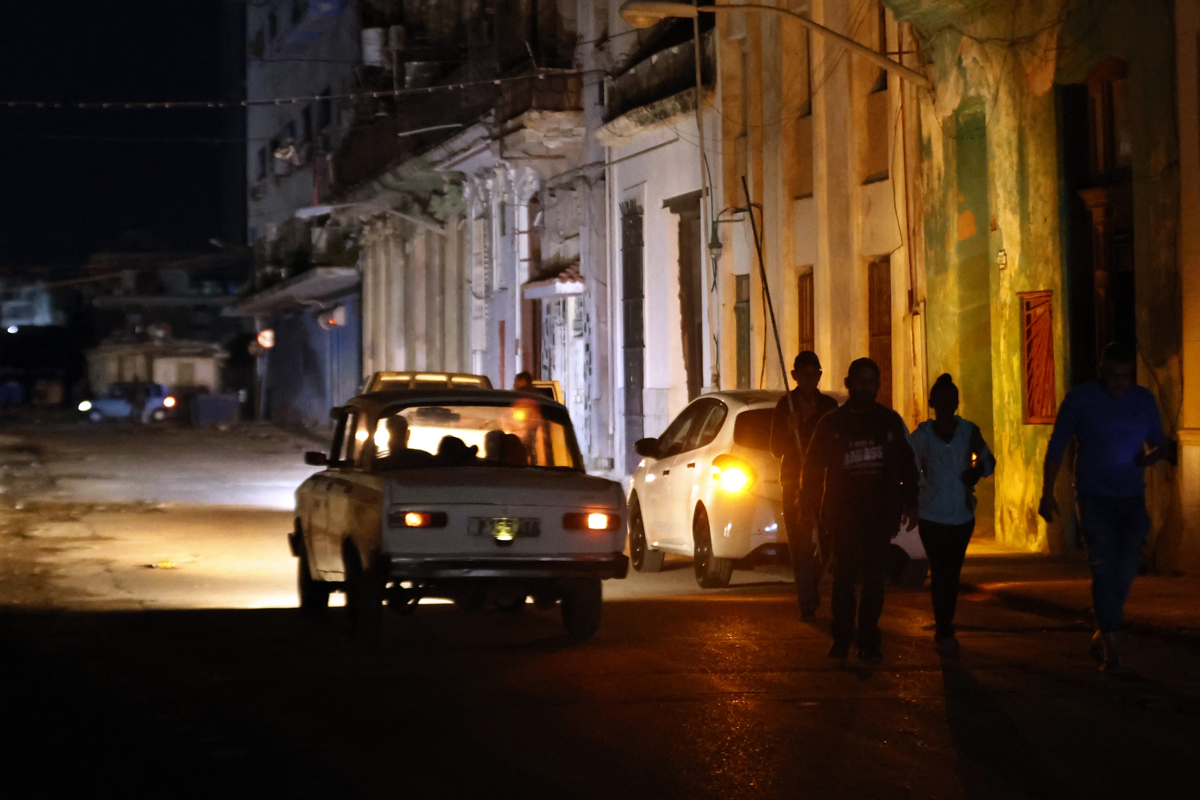 Advierten apagón masivo en la mitad de Cuba este sábado