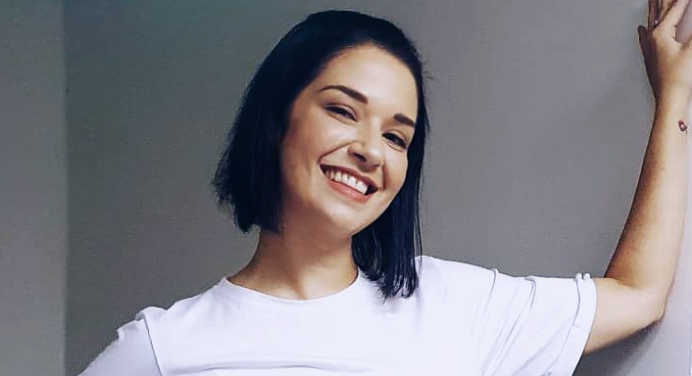 Daniela Alvarado sale en defensa de los venezolanos que han decidido mantenerse en el país