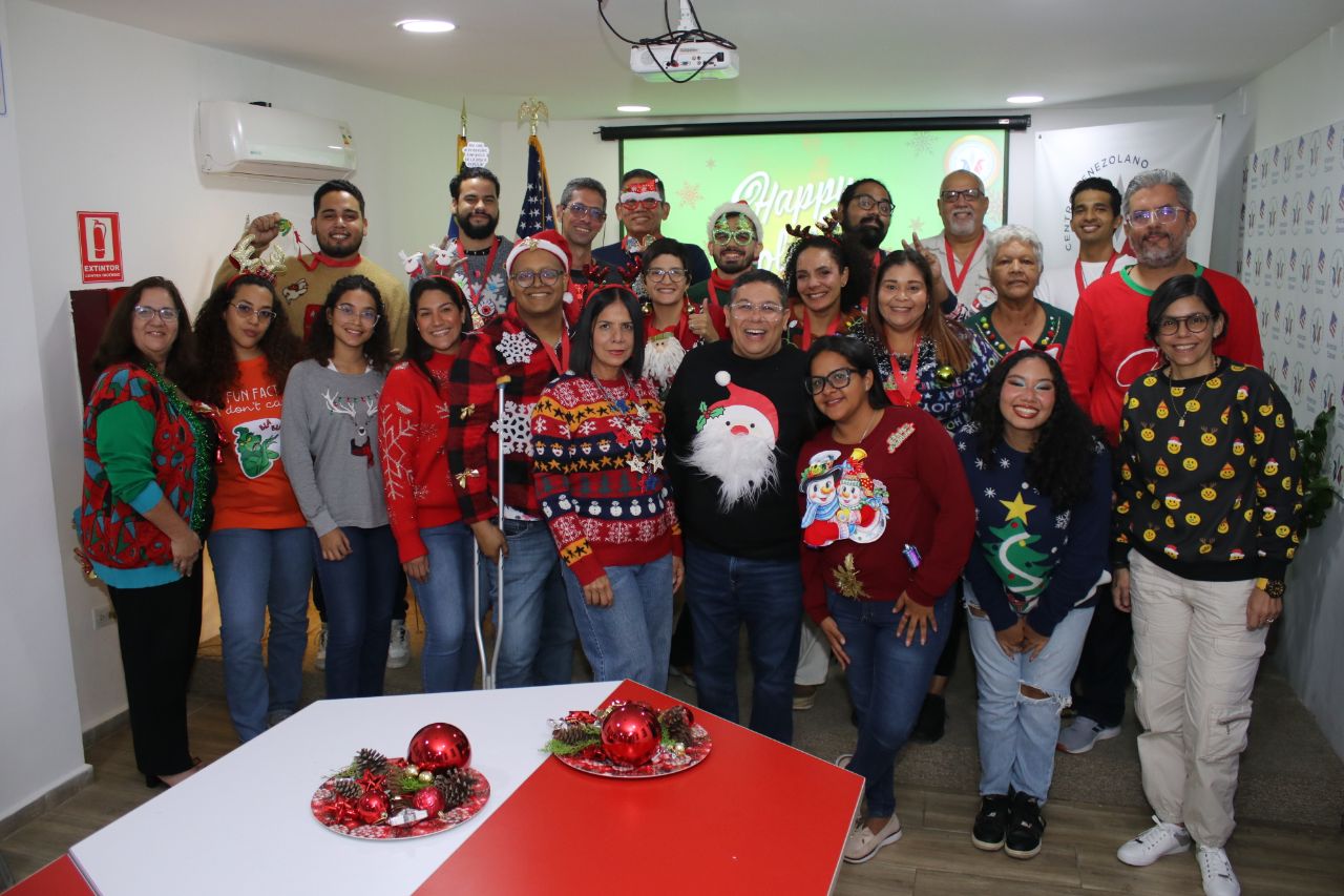 Una Navidad llena de suéteres coloridos y sabores deliciosos en Cevamar