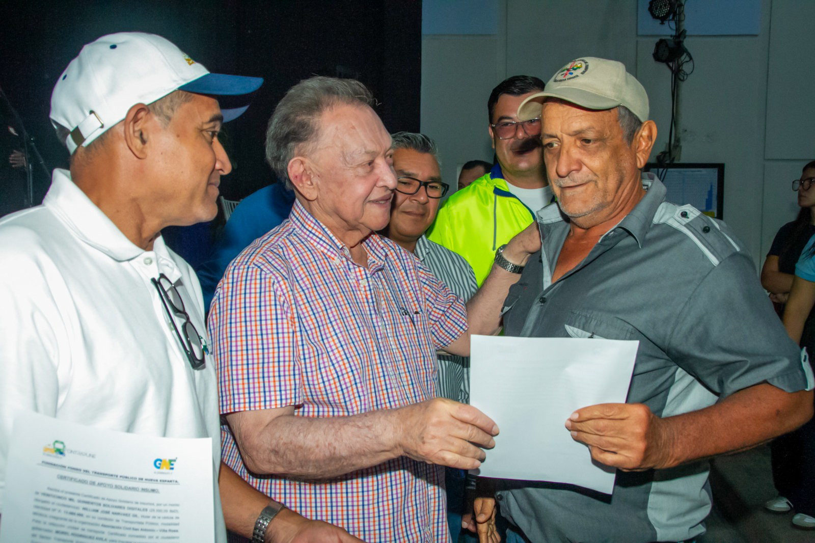 Beneficios del Gobernador Morel Rodríguez para emprendedores, pescadores y transportistas