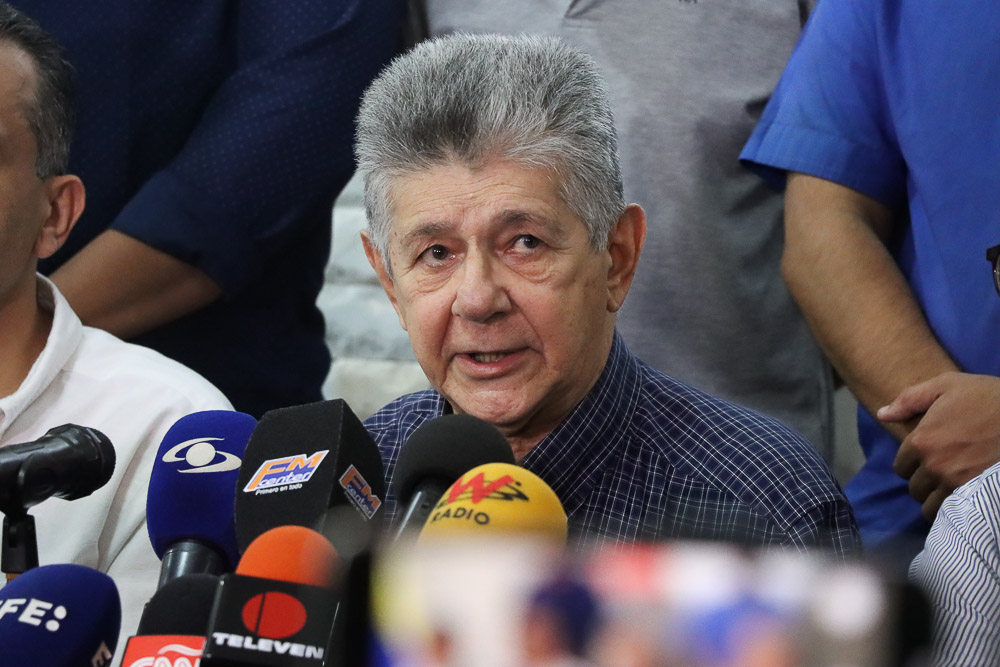 Henry Ramos Allup apoya el cese de la Asamblea Nacional de 2015