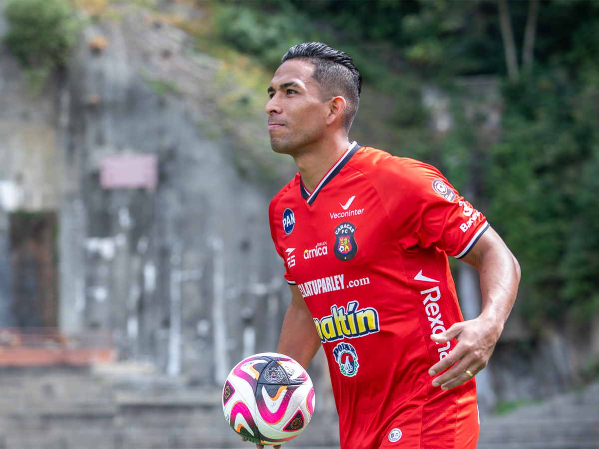 Jesús Yendis refuerza al Caracas FC para la temporada 2025