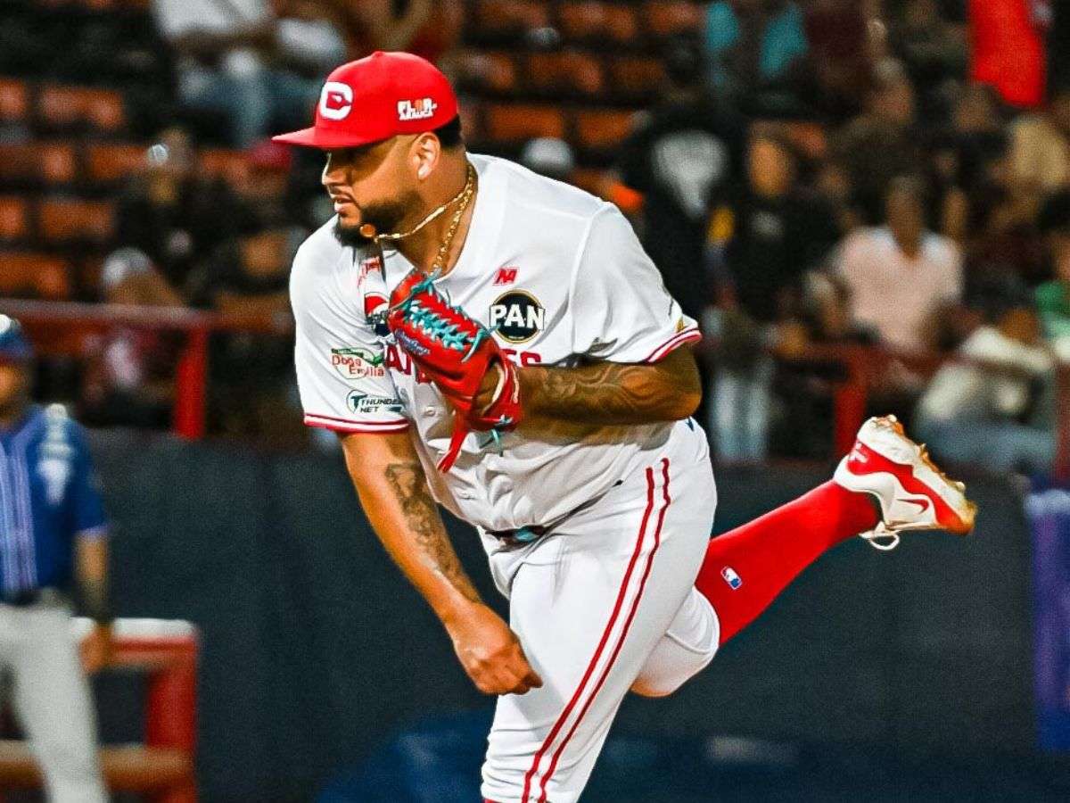 Max Castillo estuvo implacable contra los insulares