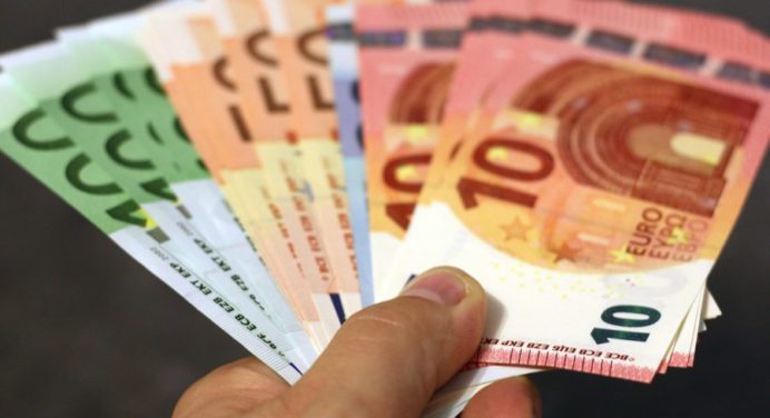El euro se impone en Venezuela: ¿Cuál es la razón detrás de su aceptación en los comercios?