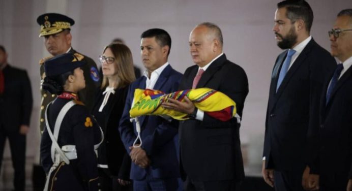 Conmemoración del 194 aniversario de la muerte de Simón Bolívar por el Ejecutivo Nacional