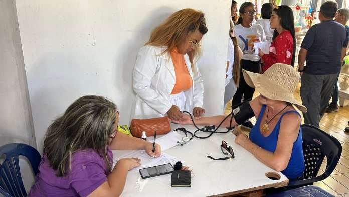 Atienden a cultores neoespartanos con jornada de salud 