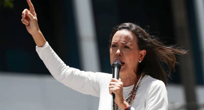 María Corina Machado: «Maduro se enfrentará a una situación insostenible si intenta quedarse por la fuerza»