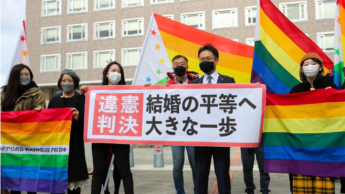 Japón: Tribunal declara inconstitucional veto al matrimonio homosexual” “Japón: Tribunal declara inconstitucional prohibición del matrimonio gay