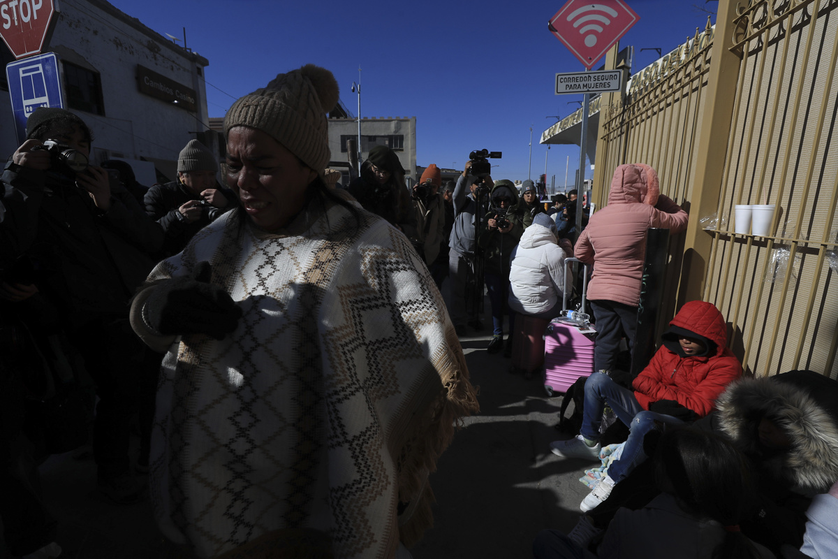 Varados en la frontera: El fin de la aplicación de citas para migrantes deja a 270.000 en incertidumbre