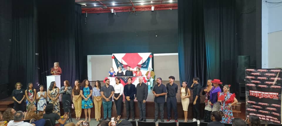 Spectros Teatro y agrupaciones aliadas Innovan con "Carmen el musical"