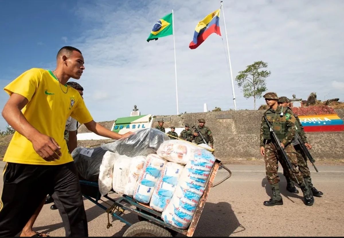 Venezuela reabre paso fronterizo con Brasil tras maniobras militares