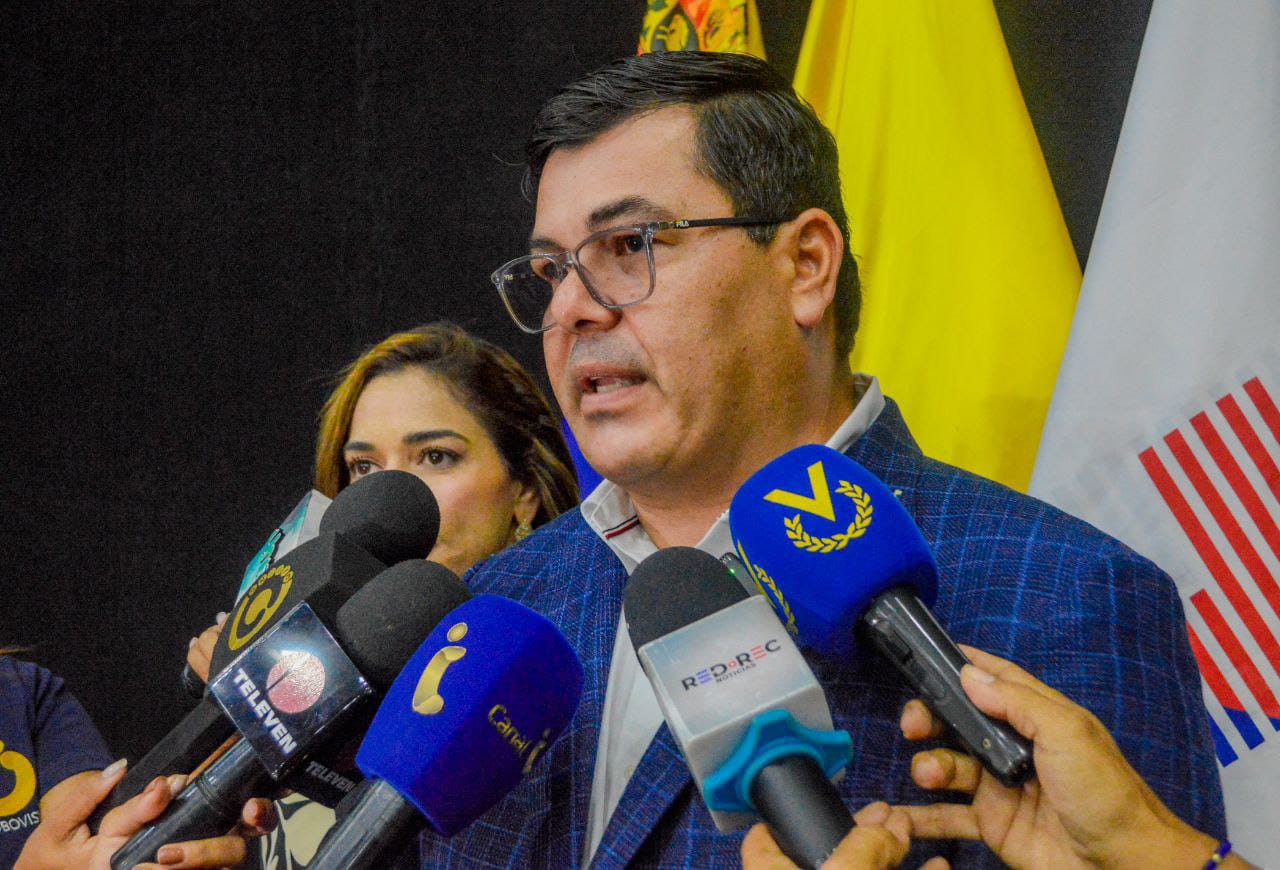 Alcalde González insta a la unidad entre concejales para el beneficio del municipio