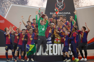 El Barcelona vence al Real Madrid 5 a 2 y se coronarse "supercampeón" de España