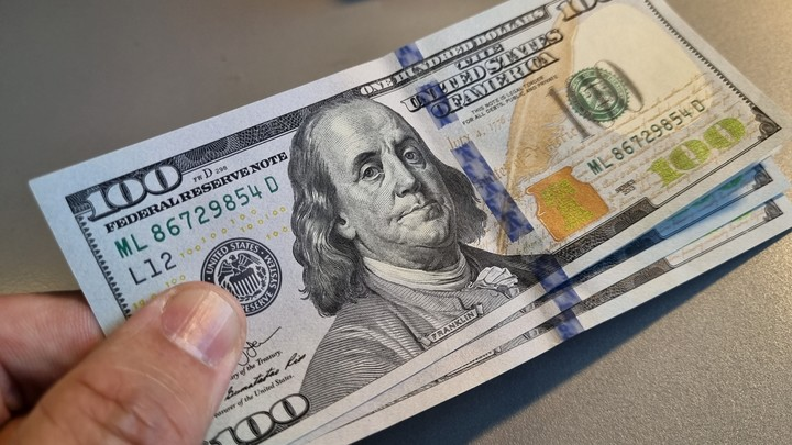 Conoce el precio del dólar BCV para este viernes 24 de enero