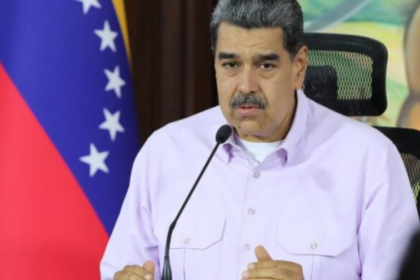 Maduro anuncia aumento de 54 % en recursos para gobernaciones y alcaldías