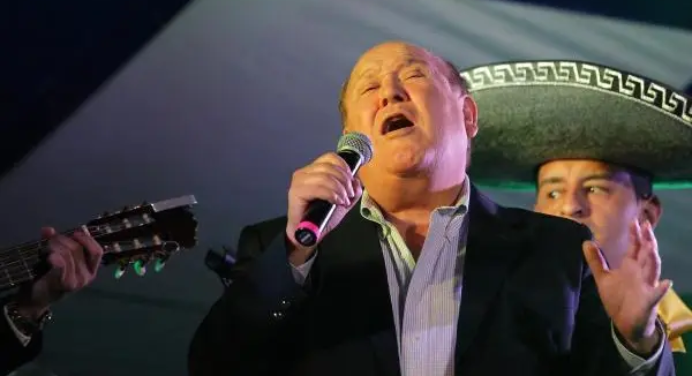 Falleció el cantante y compositor argentino Leo Dan