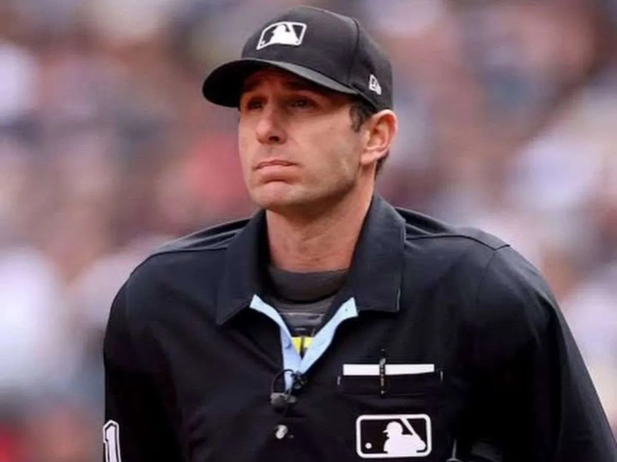 MLB ratifica despido de umpire Pat Hoberg» – Mejorado: «MLB confirma despido del umpire Pat Hoberg