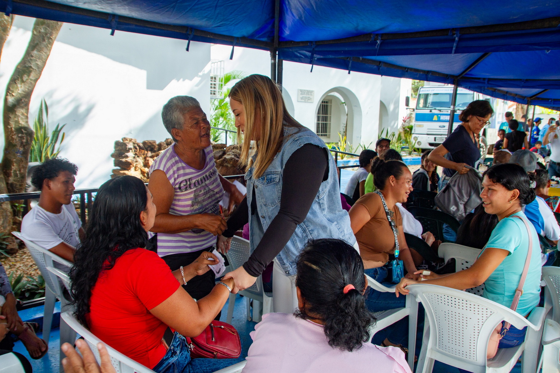 Funsone atiende a más de 300 personas en jornada de bienestar: ¡Un éxito rotundo!