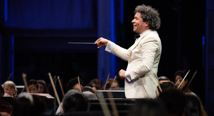 El esperado reencuentro: Gustavo Dudamel y la Sinfónica Simón Bolívar