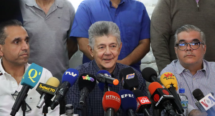 AD de Ramos Allup expulsa a tres alcaldes zulianos por promover la participación en elecciones