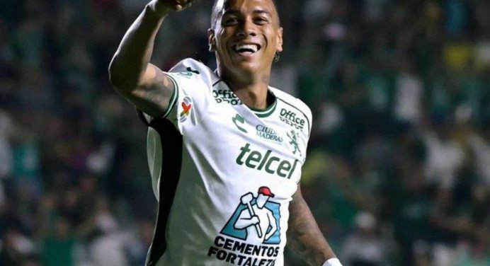 Goleador Jhonder Cádiz sigue brillando en México