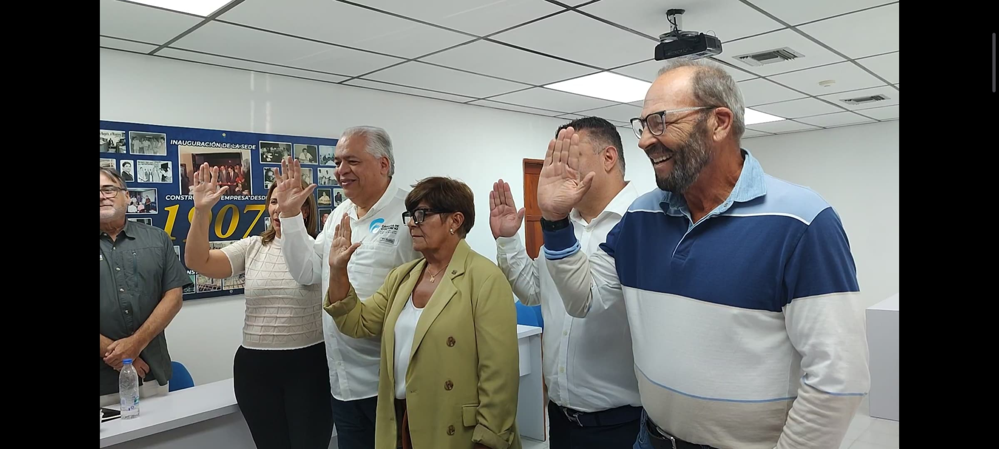Proclaman a Raquel Uribe presidenta de la Cámara de Comercio