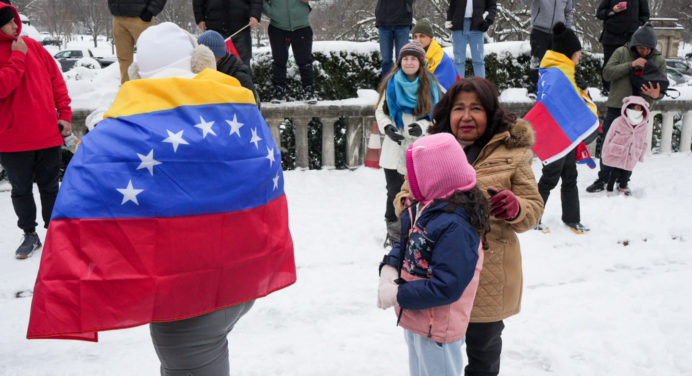 Miraflores desaconseja a venezolanos viajar a Estados Unidos