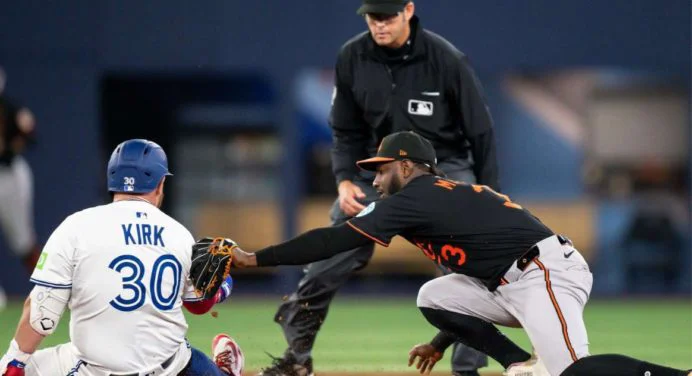 Toronto vence a Baltimore con magia venezolana