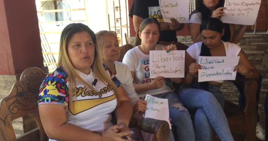 Alejandra López lleva 7 meses en San Antonio: Claman por su libertad