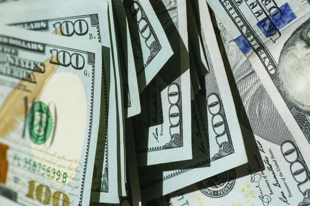 Dólar Paralelo en Venezuela cierra en 99 Bolívares este #31Mar