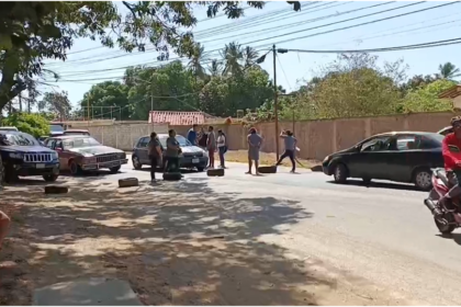 Arismendi: Protesta por 50 días sin agua cierra vía a playa Guacuco