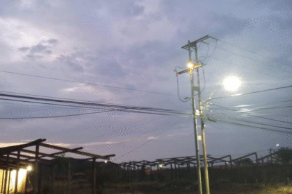 Fallas de electricidad colma a habitantes de Villas de San Antonio