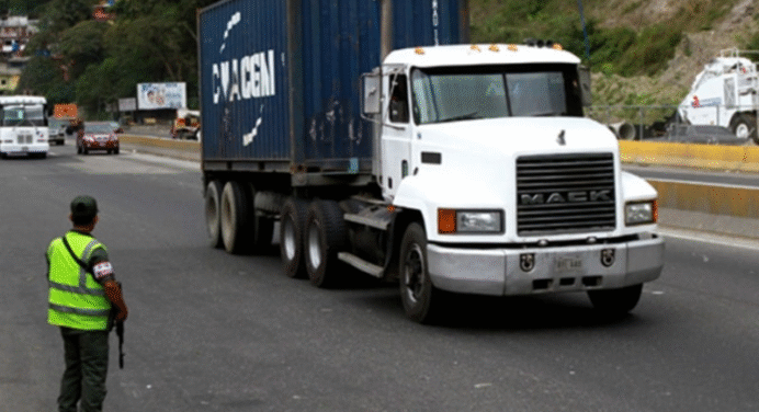 Restricciones Viales en Táchira: Más de 300 Vehículos de Carga Pesada Varados en la Frontera