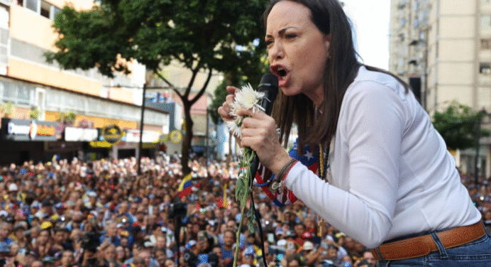 María Corina Machado denuncia la precariedad salarial de los maestros en Venezuela: «Esto significa hambre»
