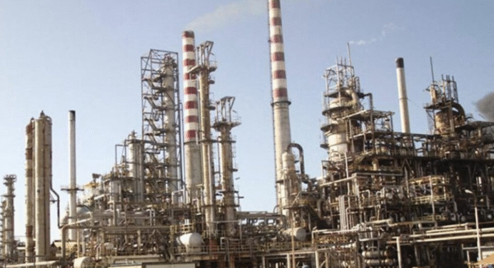 Denuncian desaparición forzada de 30 trabajadores del Complejo Refinador Paraguaná