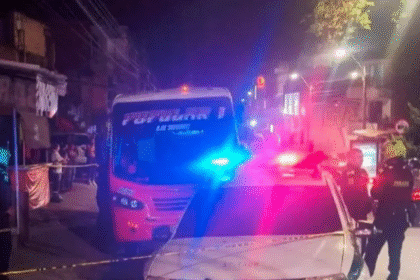 Venezolana es asesinada a tiros en un autobús de transporte público de Colombia