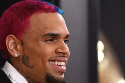 Chris Brown se declaró «no culpable» de haber atacado a alguien con una botella en 2023
