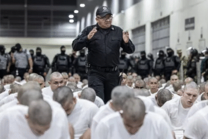 ¡Última hora! El Gobierno de El Salvador enviará esta tarde a Caracas a los venezolanos detenidos en el CECOT