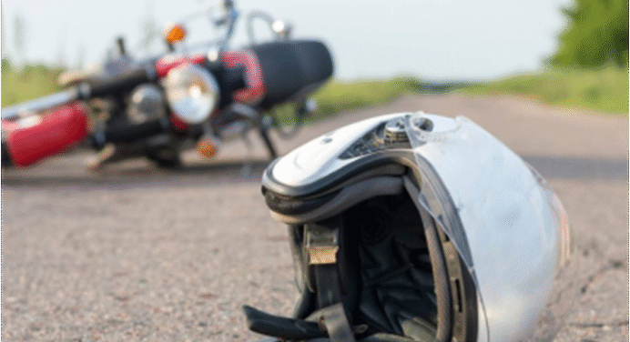 Tacarigua: Motorizado pierde la vida al impactar contra un poste