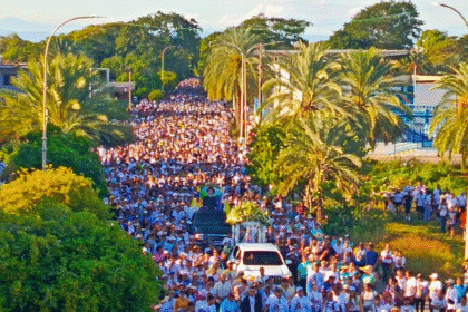 La fé movió caminata por la Virgen del Valle +VIDEOS