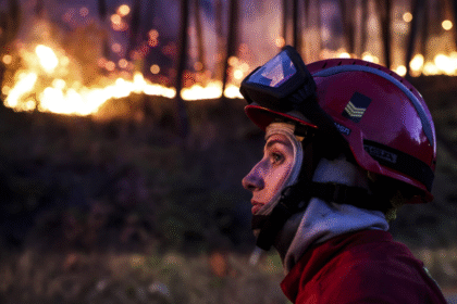 Ola de incendios en Portugal deja una tercera víctima mortal