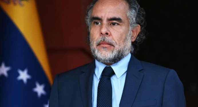 Benedetti desmiente pacto militar entre Colombia y Venezuela: “No hay cooperación ni cesión de territorio”