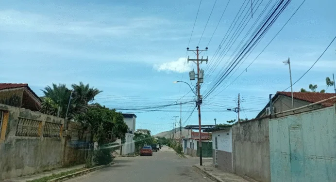Vecinos de La Vecindad claman a Corpoelec tras 18 horas sin luz