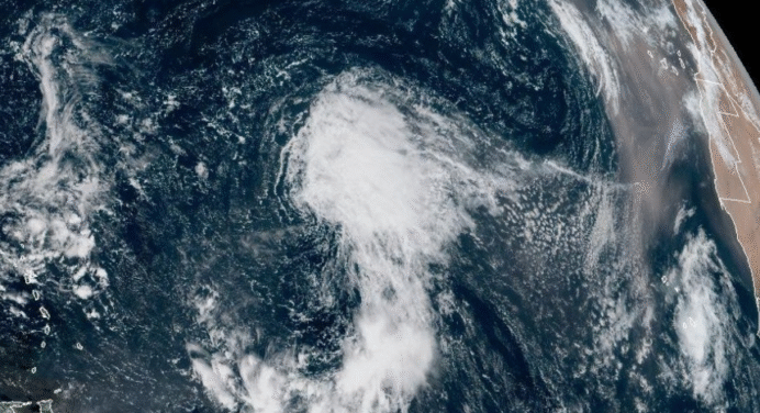 EEUU: El tiempo estimado para que tormenta tropical Gabrielle se convierta en huracán