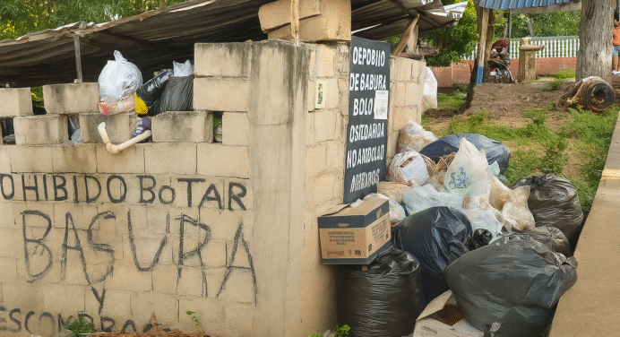Vecinos de Las Piedras de El Valle exigen solución ante acumulación de basura