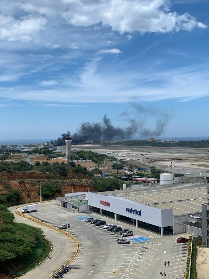 ¡ÚLTIMO MINUTO! Se estrella avión en el aeropuerto de Maiquetía 24SEP
