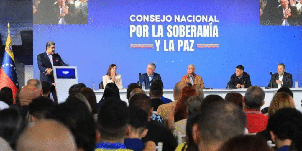 Maduro a la CIA: "¿Hasta cuándo golpes de Estado? América Latina los repudia"