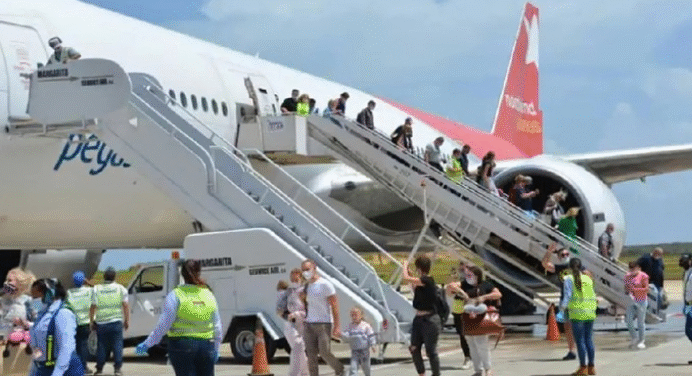 Llegan 468 nuevos turistas rusos a la isla de Margarita en vuelo chárter desde Moscú