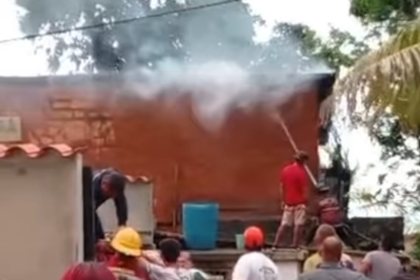 Incendio arrasa con posada turística en la Sabana del Cardón