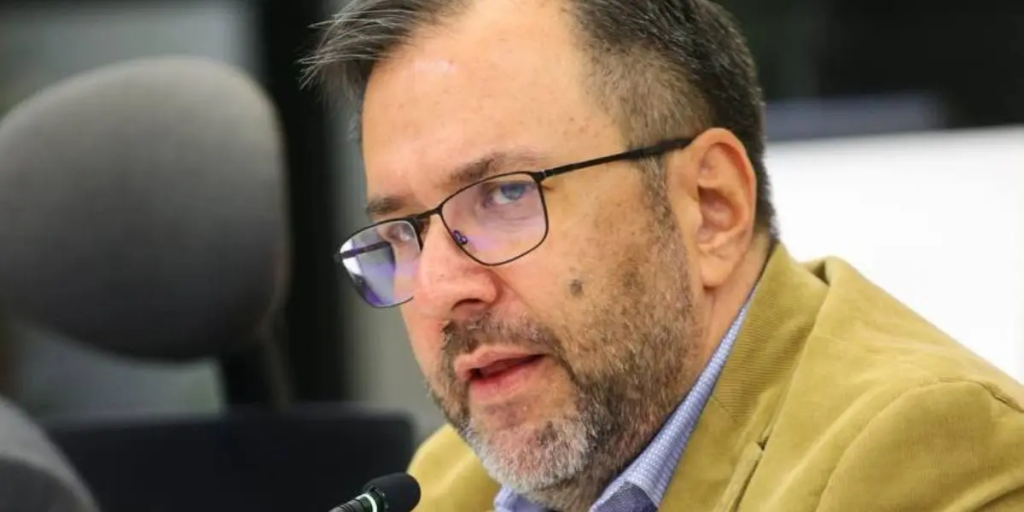 Irán ofrece cooperación a Venezuela para “enfrentar la piratería” de EE. UU., según Yván Gil 